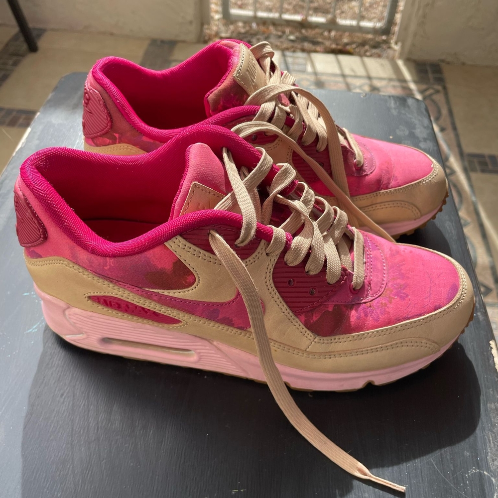 NIKE AIR MAX 90 LIBERTY SPORT FUCHSIA